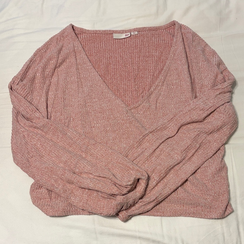 SO Women's Blush V-Neck Sweater